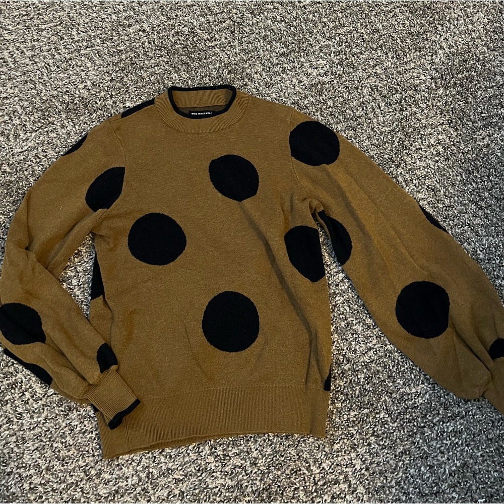 Polka dot sweater